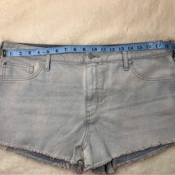 Pilcro Anthropologie Denim Micro Shorts Size 32 NWT - Picture 8 of 11